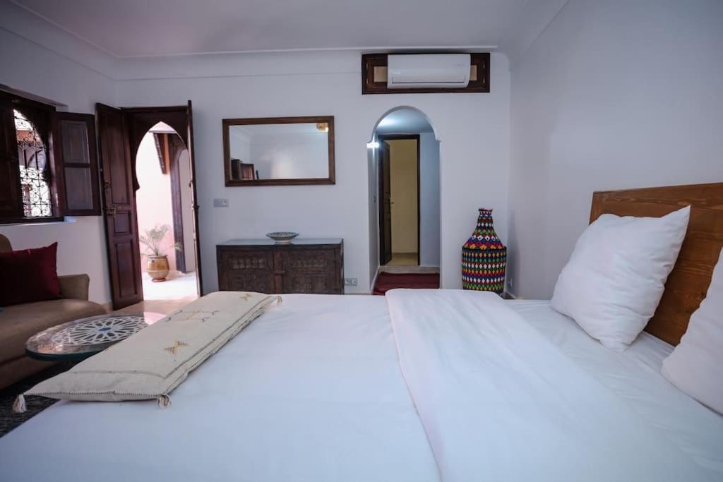Paisible Riad Privatif Au Coeur De Marrakech Marrakesh Exterior photo